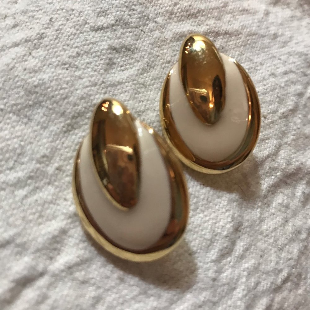 Vintage Napier earrings from the early 1980s